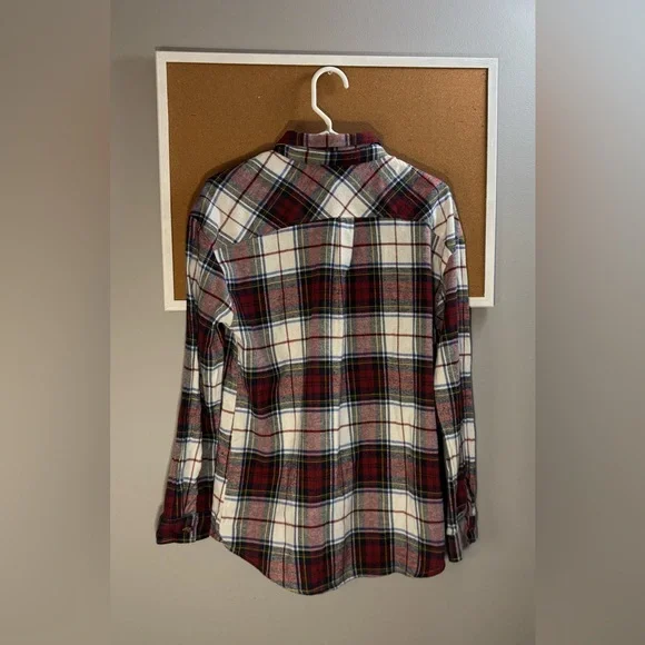 🔆BUNDLE: 2 Flannels - Picture 5 of 9